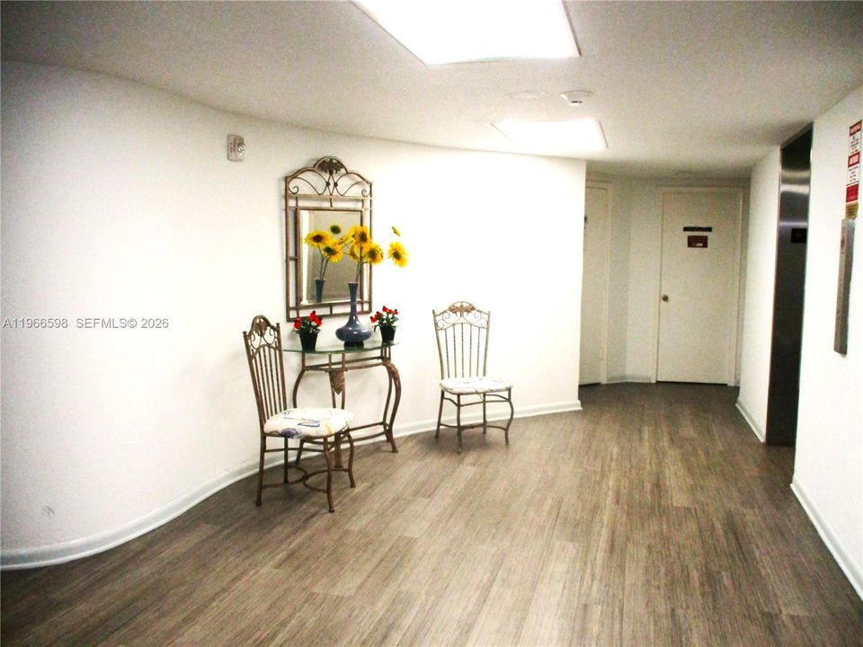 Vendido Recientemente: $149,900 (1 camas, 1 baños, 677 Pies cuadrados)