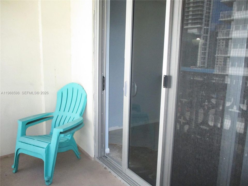 Vendido Recientemente: $149,900 (1 camas, 1 baños, 677 Pies cuadrados)