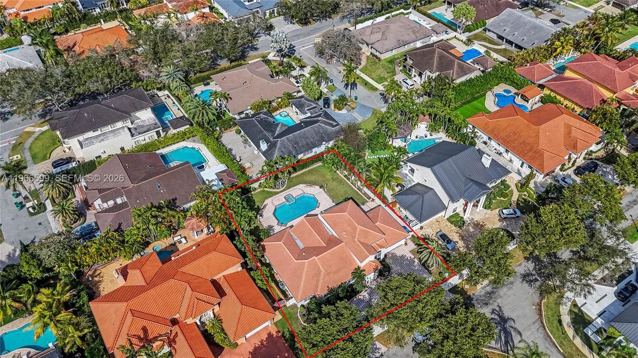 For Sale: $1,500,000 (5 beds, 4 baths, 3299 Square Feet)