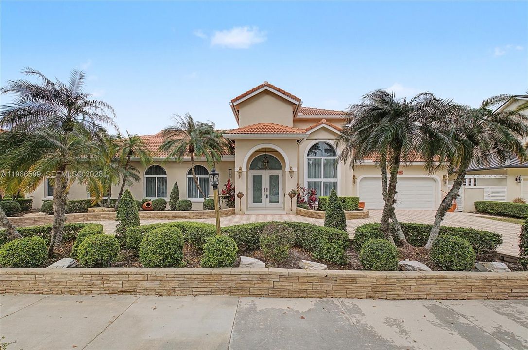 For Sale: $1,500,000 (5 beds, 4 baths, 3299 Square Feet)