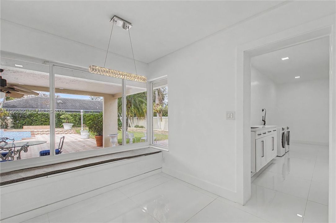 For Sale: $1,500,000 (5 beds, 4 baths, 3299 Square Feet)