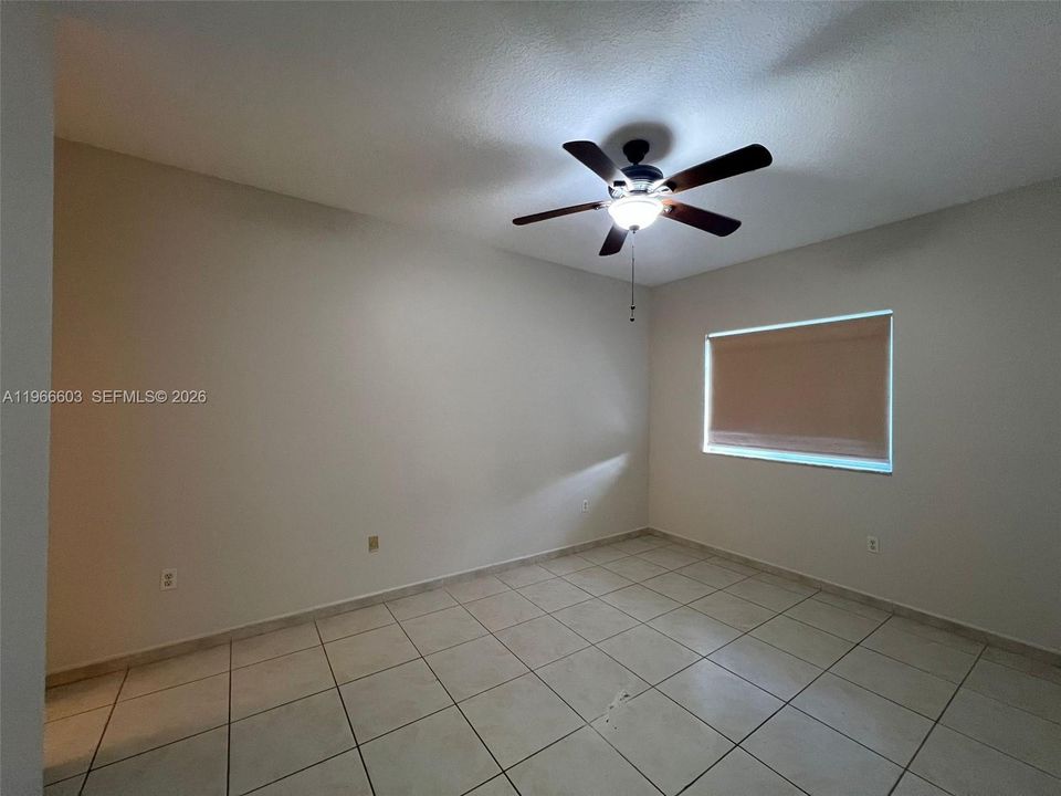 En Venta: $360,000 (2 camas, 2 baños, 870 Pies cuadrados)
