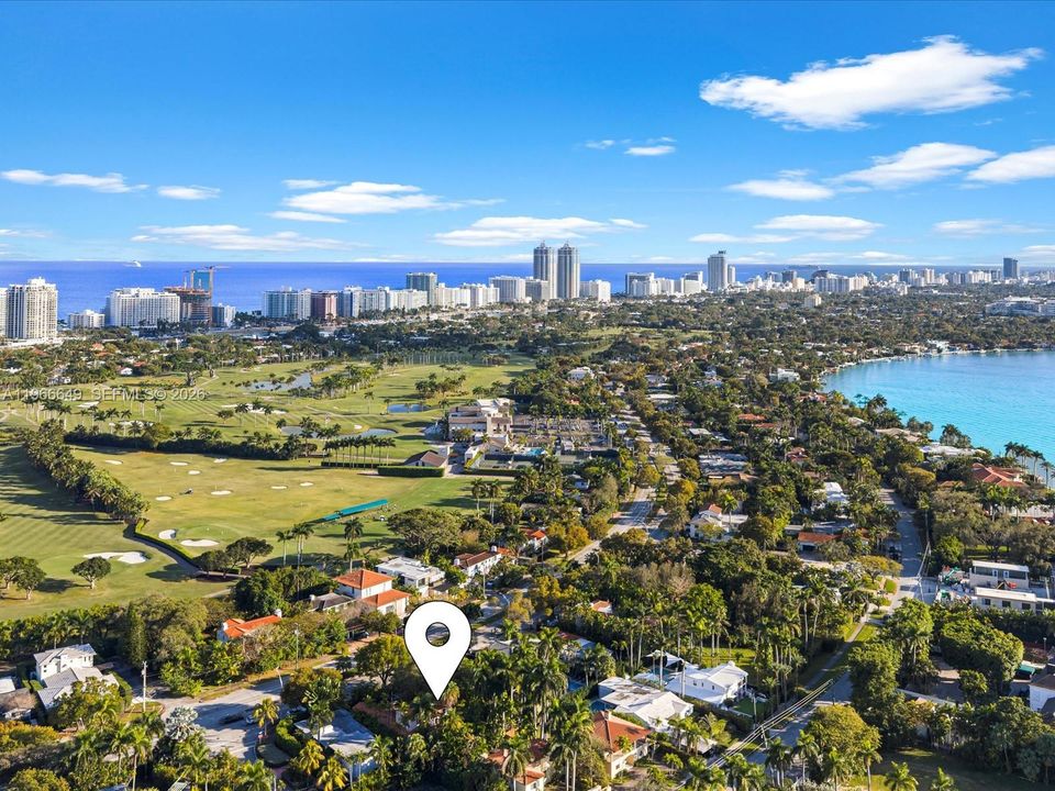 На продажу: $2,500,000 (0.17 acres)