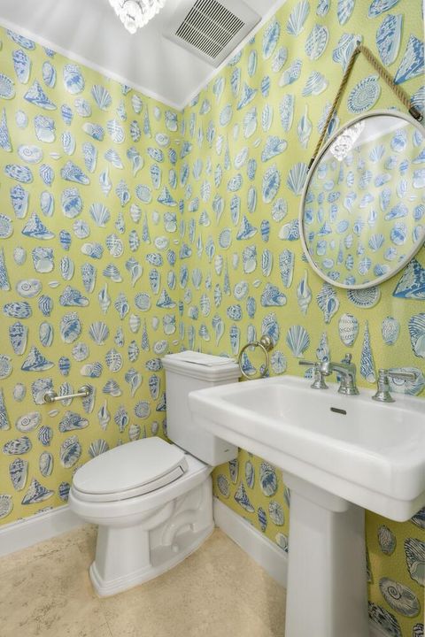 1031 SE MacArthur Blvd Stuart-large-032-