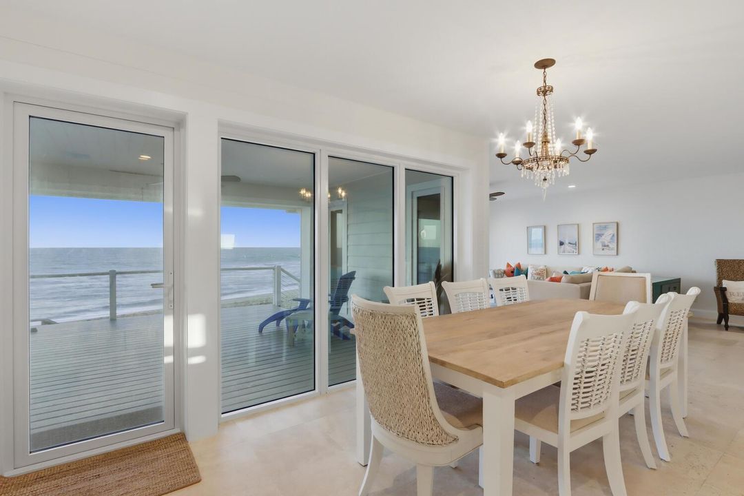 1031 SE MacArthur Blvd Stuart-large-033-