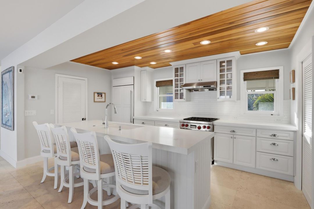 1031 SE MacArthur Blvd Stuart-large-027-