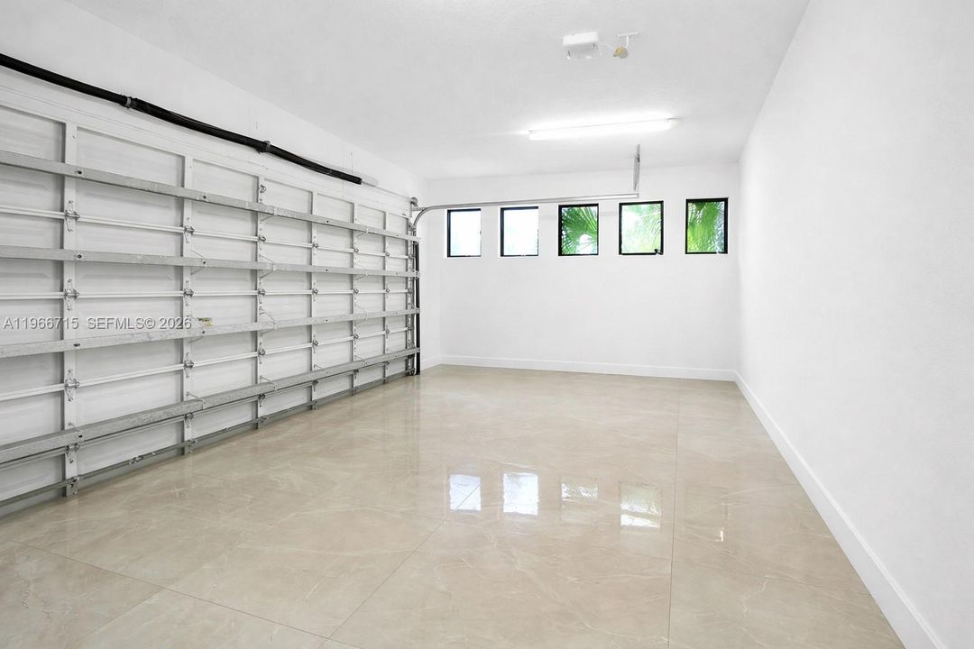 На продажу: $2,995,000 (5 спален, 5 ванн, 3754 Квадратных фут)