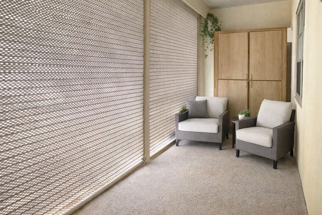 For Sale: $89,000 (2 beds, 1 baths, 840 Square Feet)