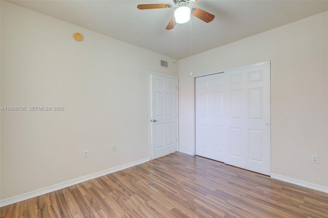 En Venta: $259,000 (3 camas, 2 baños, 1553 Pies cuadrados)