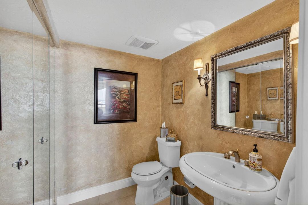 Powder Room