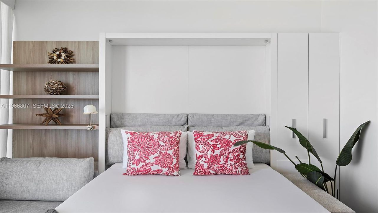 待售: $15,999,000 (3 贝兹, 3 浴室, 2521 平方英尺)