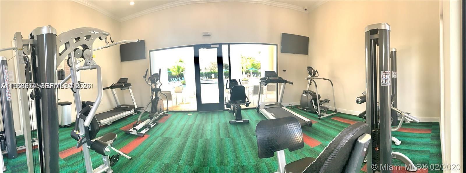 Activo con contrato: $3,450 (3 camas, 2 baños, 1749 Pies cuadrados)