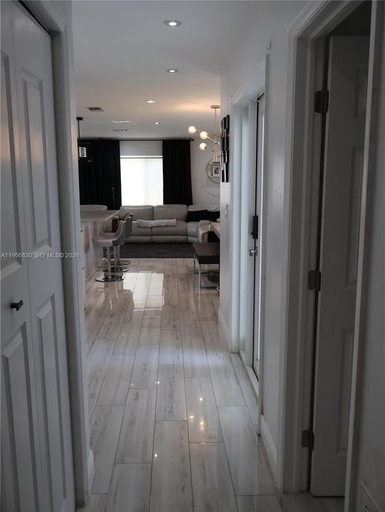 For Rent: $4,500 (3 beds, 2 baths, 1526 Square Feet)