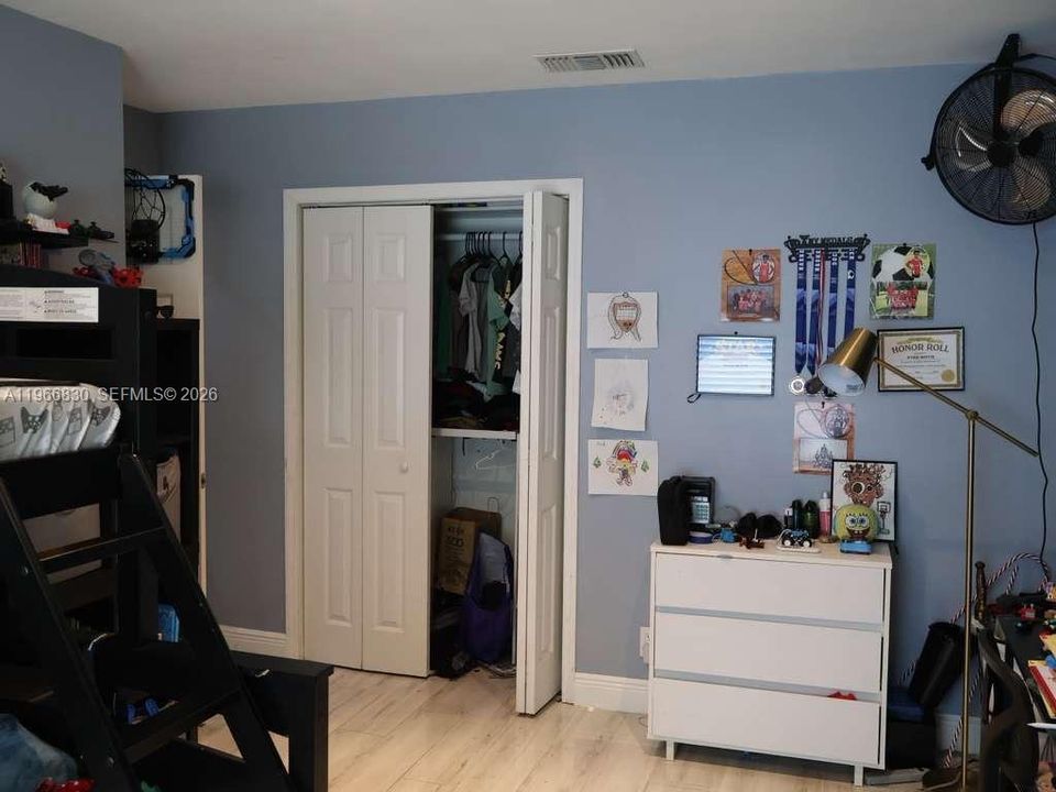 For Rent: $4,500 (3 beds, 2 baths, 1526 Square Feet)