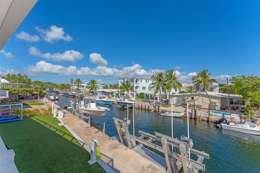 Recently Sold: $2,980,000 (3 beds, 2 baths, 1540 Square Feet)