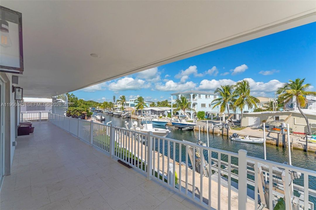Recently Sold: $2,980,000 (3 beds, 2 baths, 1540 Square Feet)