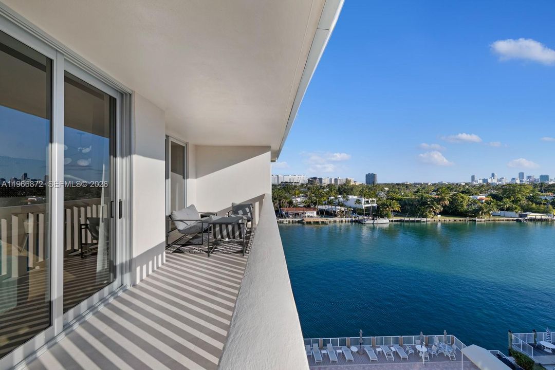 For Sale: $1,799,000 (3 beds, 2 baths, 2428 Square Feet)