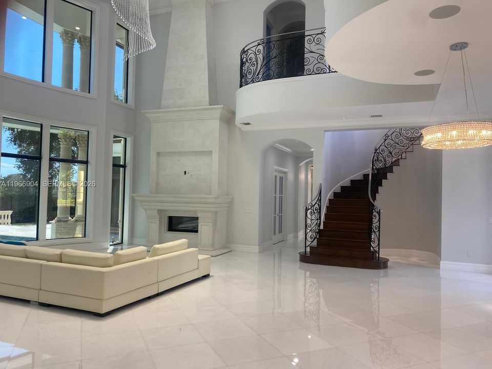 На продажу: $6,750,000 (6 спален, 6 ванн, 6851 Квадратных фут)