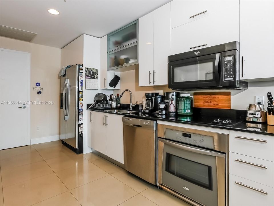 待售: $575,000 (2 贝兹, 2 浴室, 1148 平方英尺)