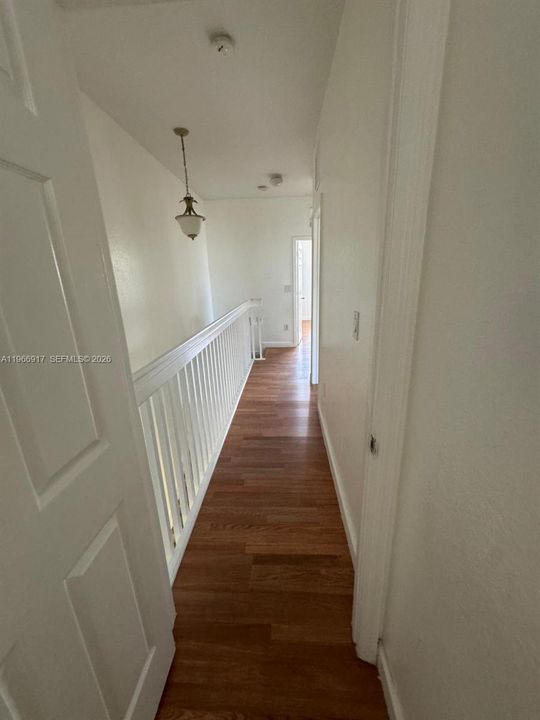 For Sale: $325,000 (3 beds, 2 baths, 1325 Square Feet)