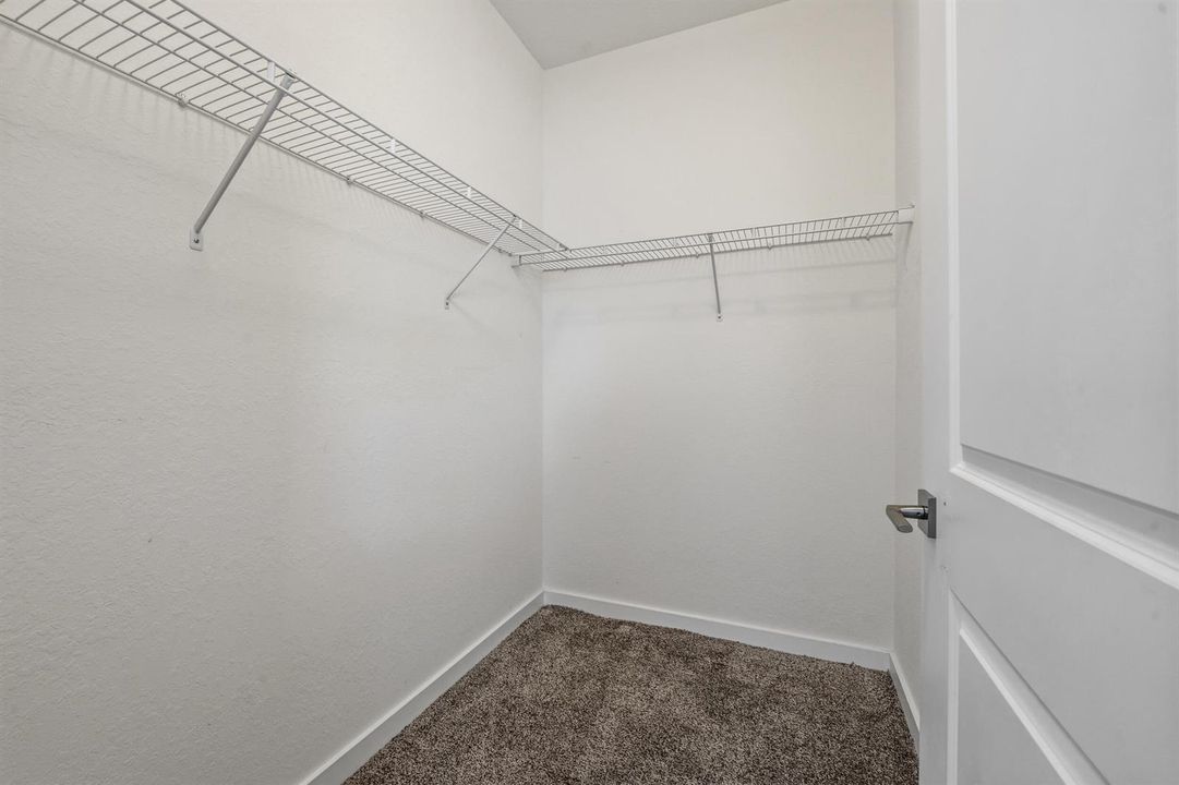 Walk in closet