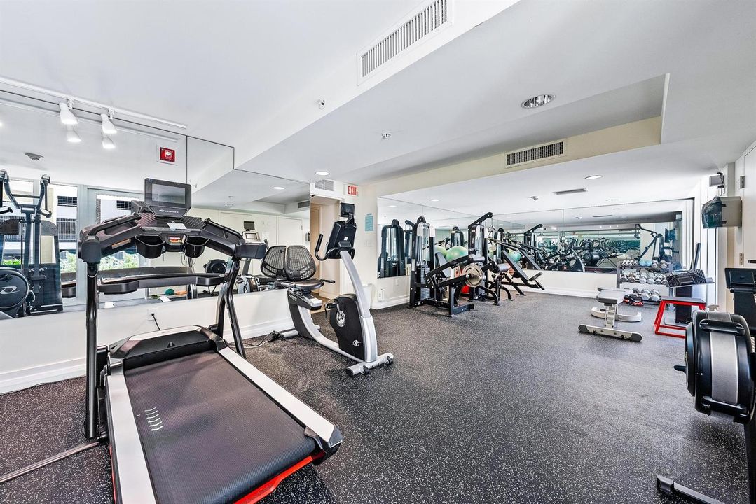 1617 N Flagler Dr Unit 3A -32