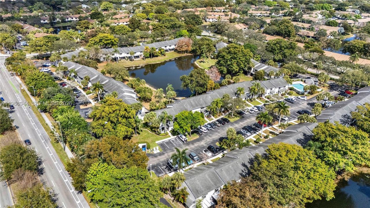 For Sale: $315,000 (2 beds, 2 baths, 1230 Square Feet)