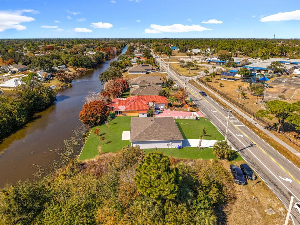 1390 Schumann Drive-80