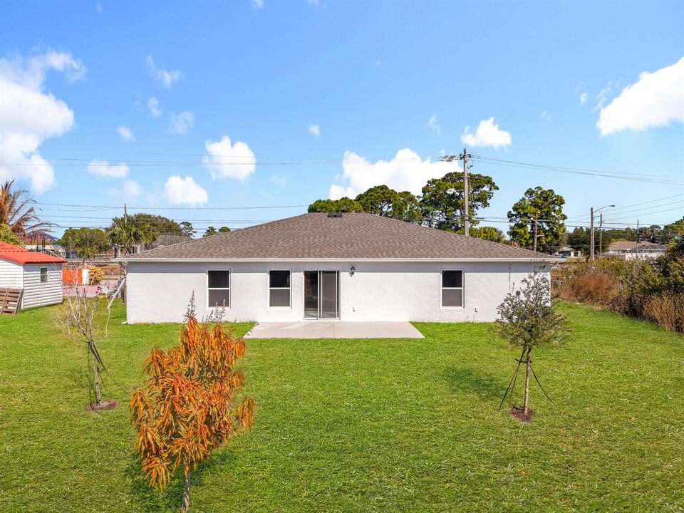 1390 Schumann Drive-70