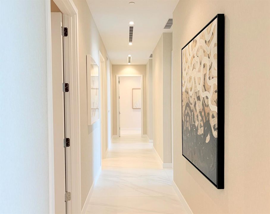 Main Bedroom Hall