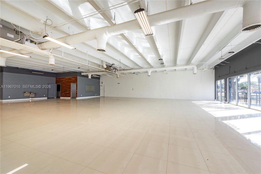 На продажу: $7,250,000 (0 спален, 0 ванн, 0 Квадратных фут)