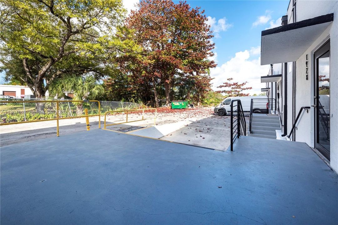 На продажу: $7,250,000 (0 спален, 0 ванн, 0 Квадратных фут)