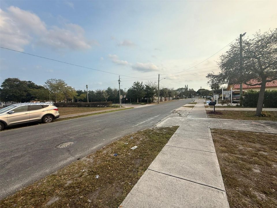 待售: $390,000 (0 贝兹, 0 浴室, 0 平方英尺)