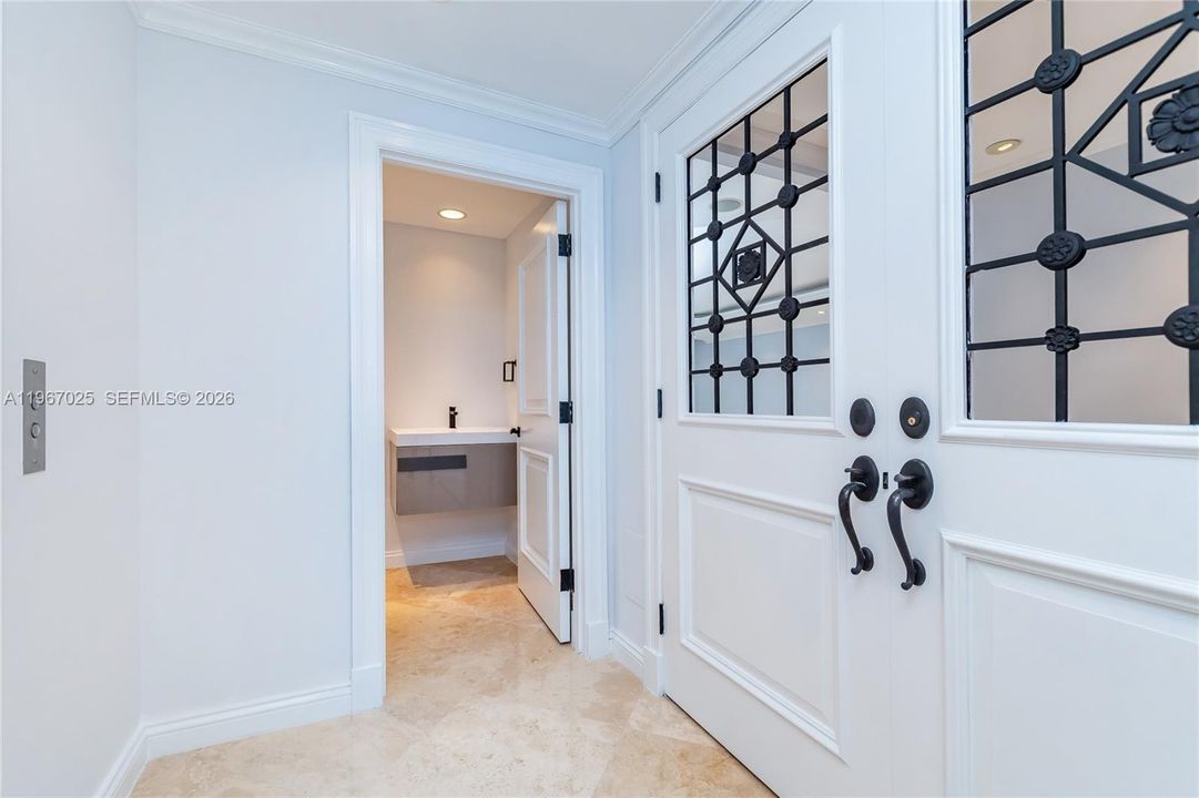 Recently Sold: $6,600,000 (4 beds, 5 baths, 3581 Square Feet)