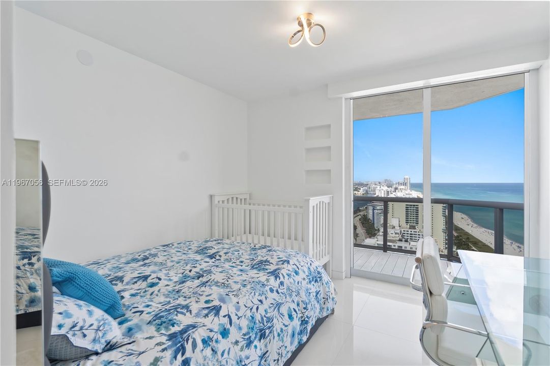 Active With Contract: $9,500 (3 beds, 3 baths, 1980 Square Feet)