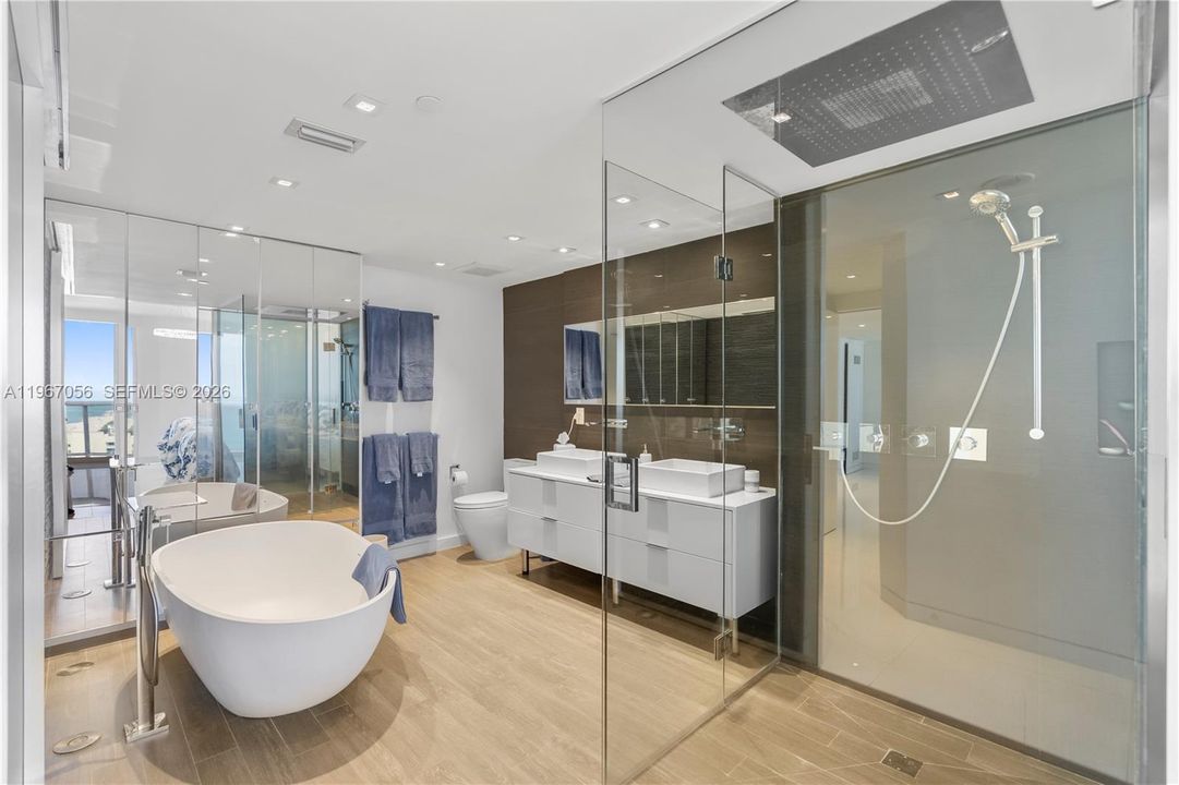 Active With Contract: $9,500 (3 beds, 3 baths, 1980 Square Feet)