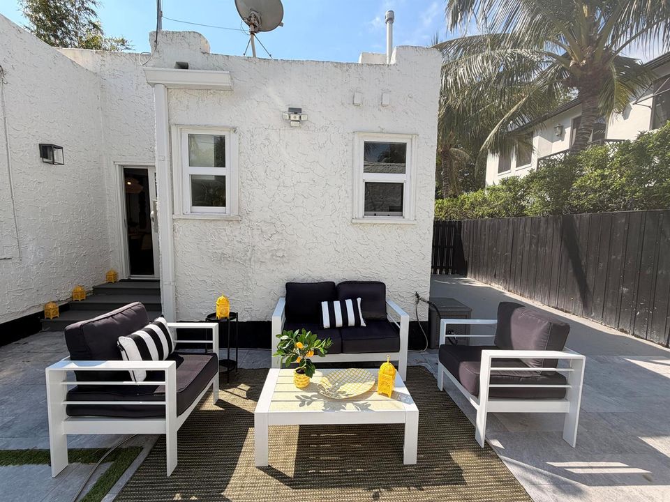 IMG_6369 patio 2