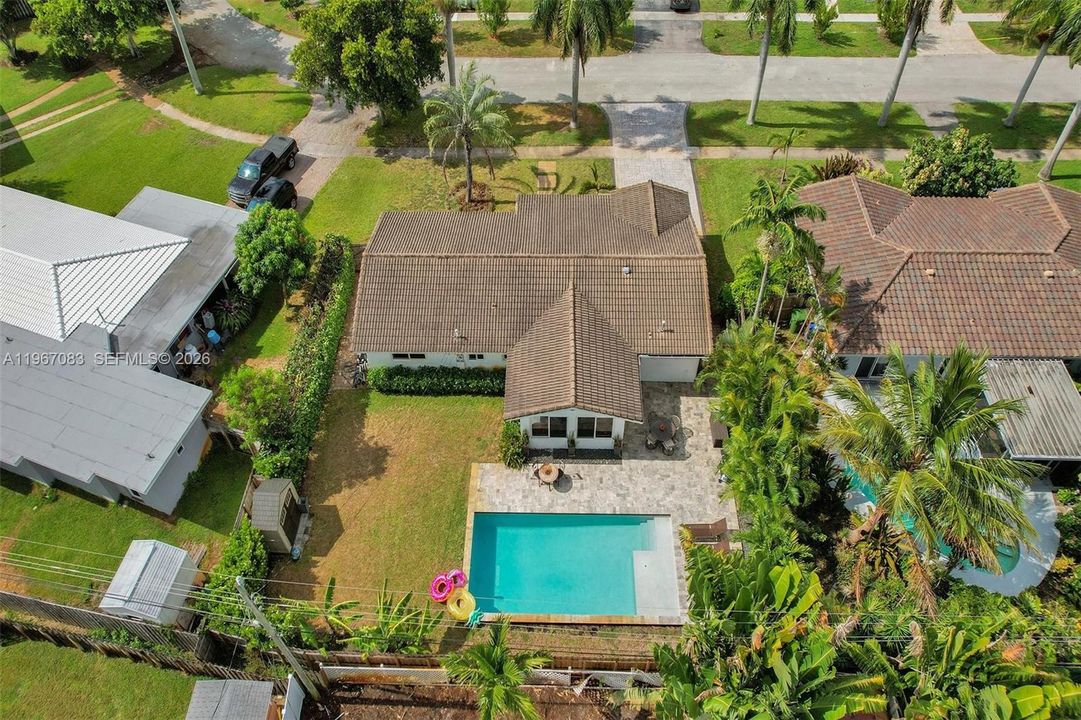 Activo con contrato: $750,000 (3 camas, 2 baños, 1413 Pies cuadrados)