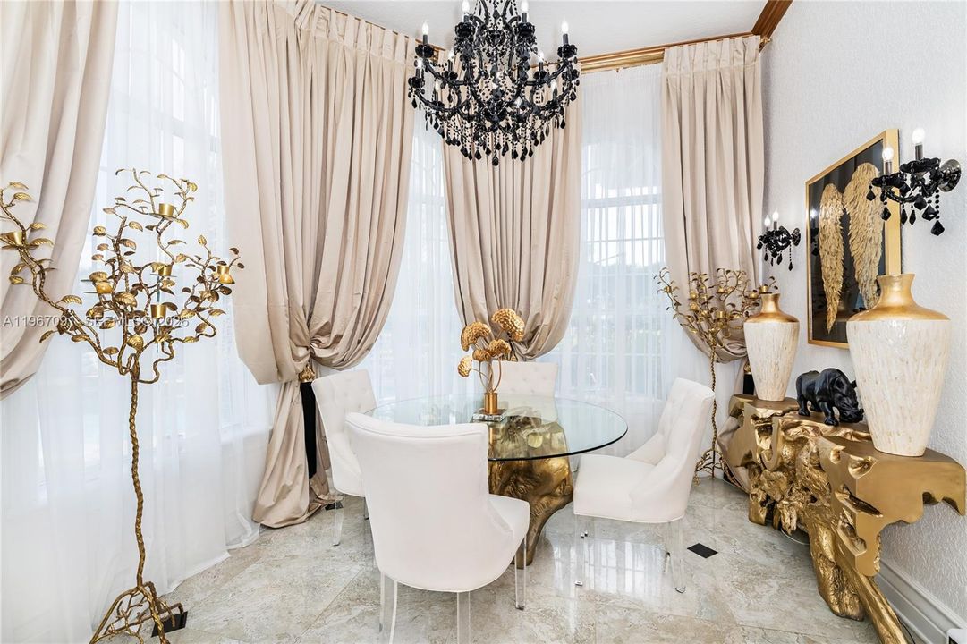 En Venta: $2,300,000 (5 camas, 5 baños, 0 Pies cuadrados)