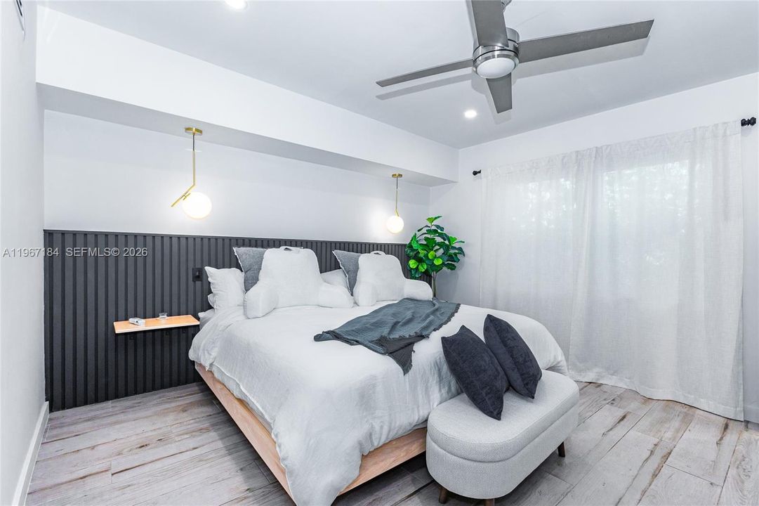 For Sale: $1,585,000 (3 beds, 2 baths, 1791 Square Feet)