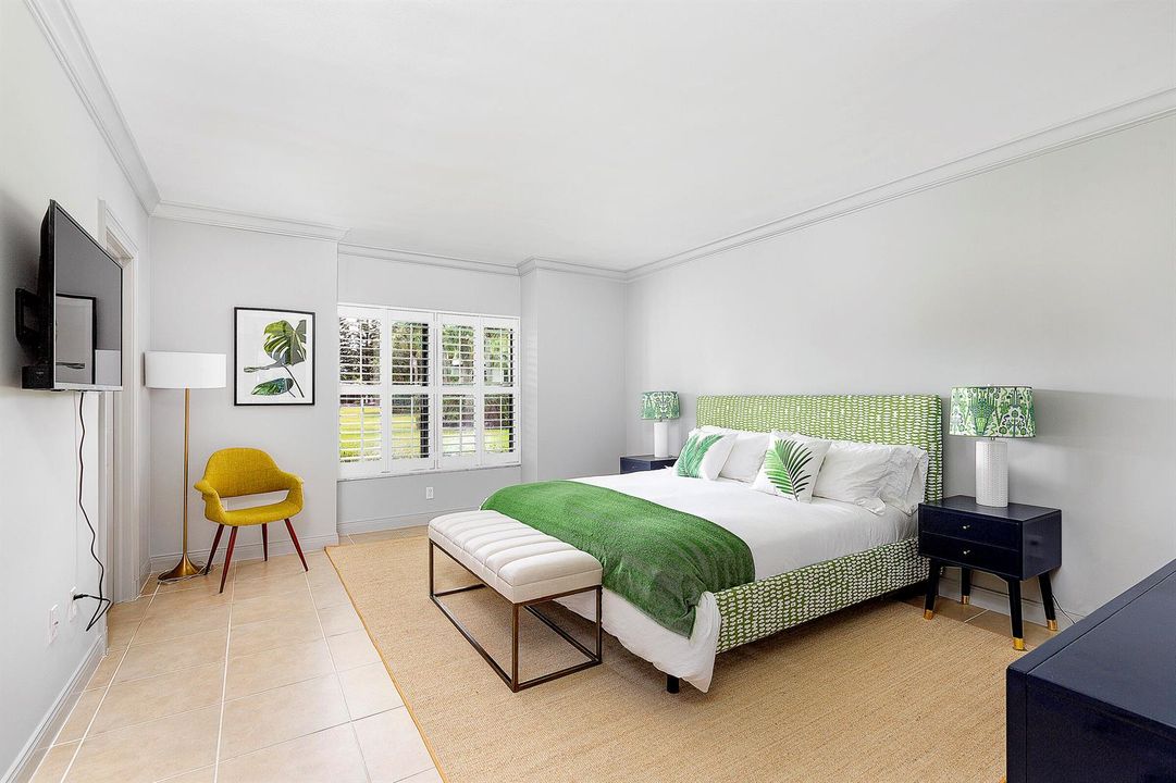 18_Masterbedroom_1