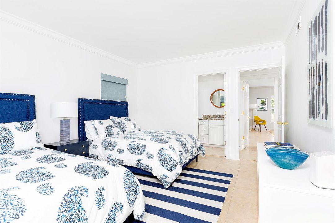 24_Bedroom2_Layout
