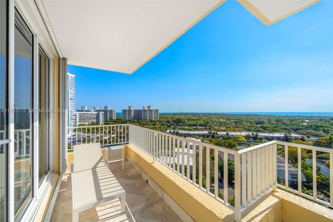 Southwest Balcony - Bill Baggs View