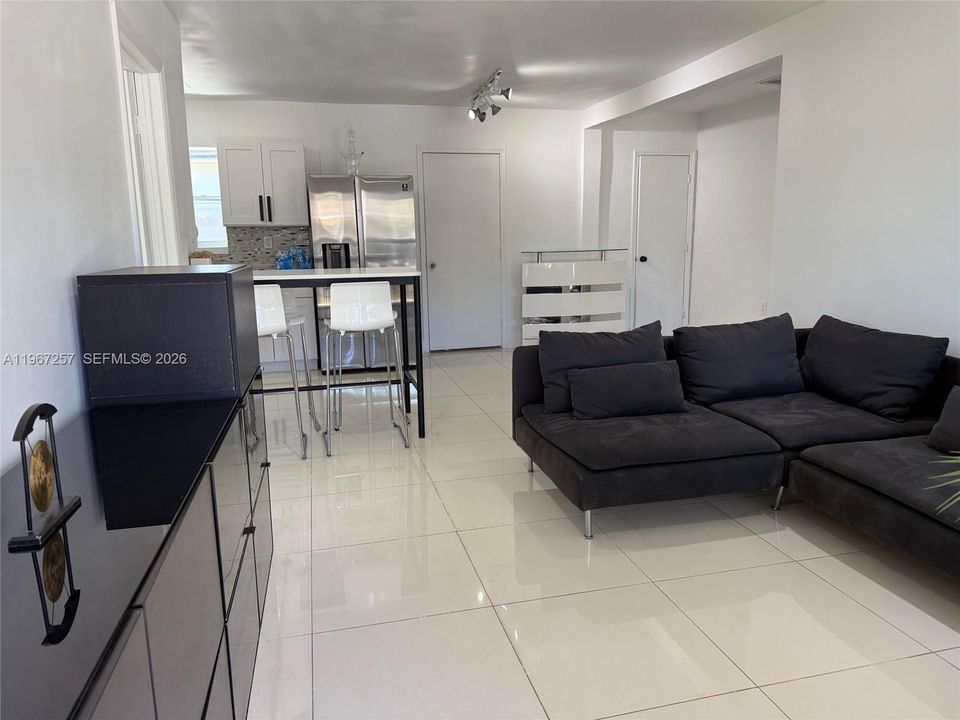 For Sale: $664,000 (3 beds, 2 baths, 1248 Square Feet)