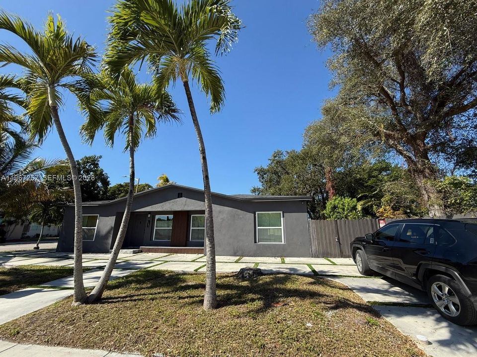 For Sale: $664,000 (3 beds, 2 baths, 1248 Square Feet)
