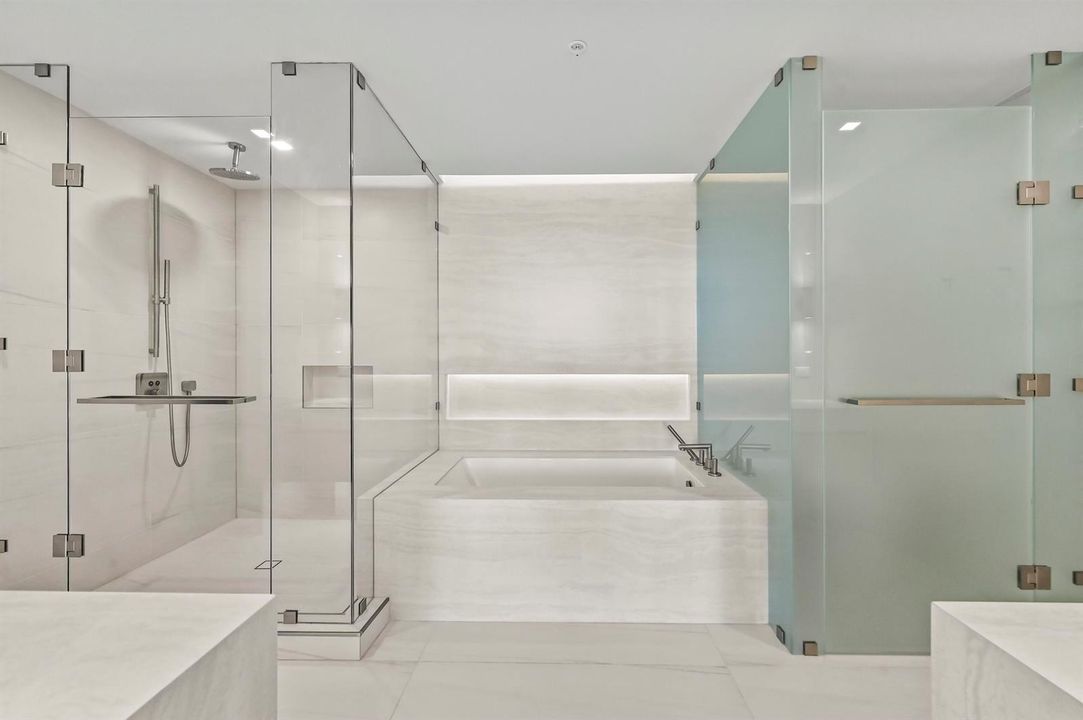27 Bathroom 01