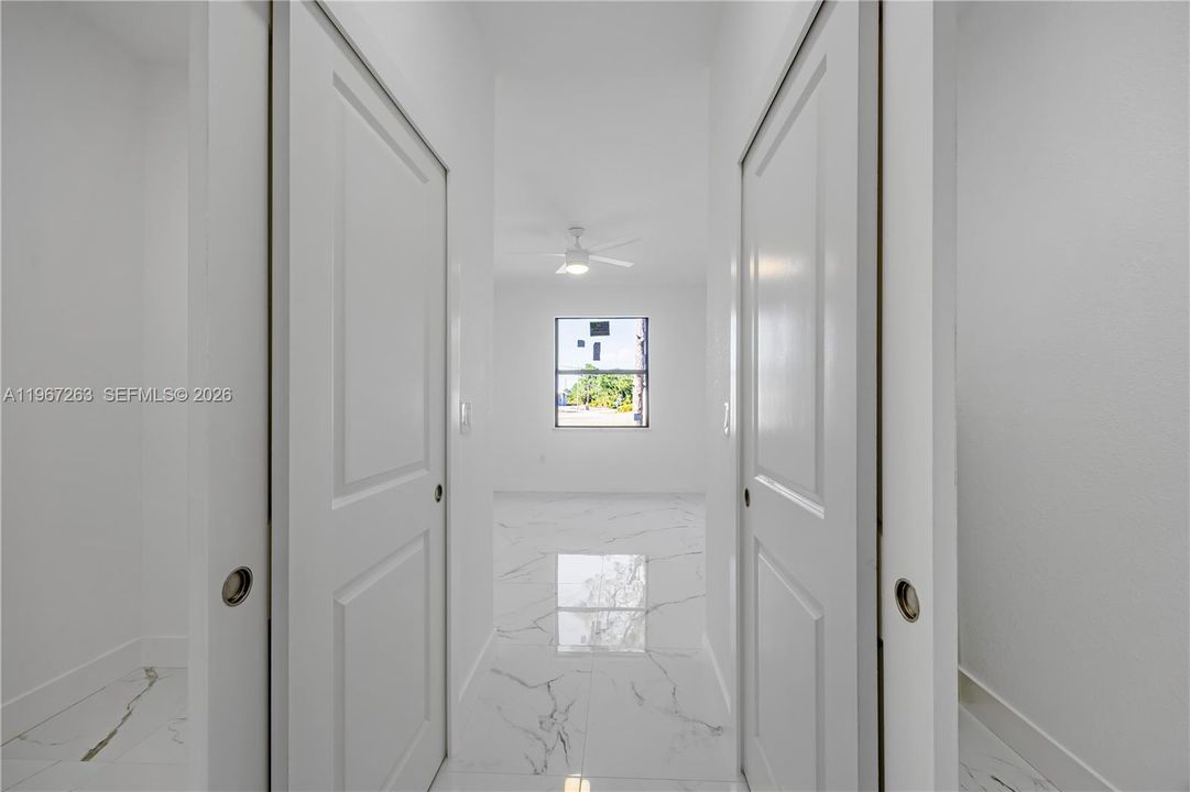 Vendido Recientemente: $314,890 (4 camas, 2 baños, 1650 Pies cuadrados)