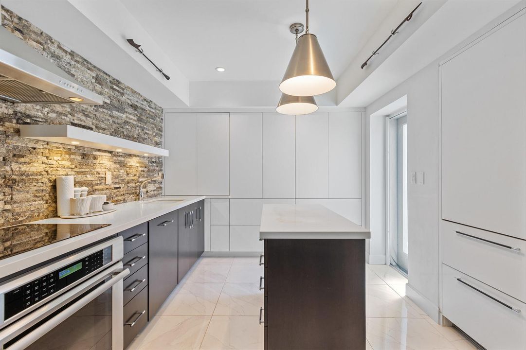 2275 S Ocean Blvd 307A