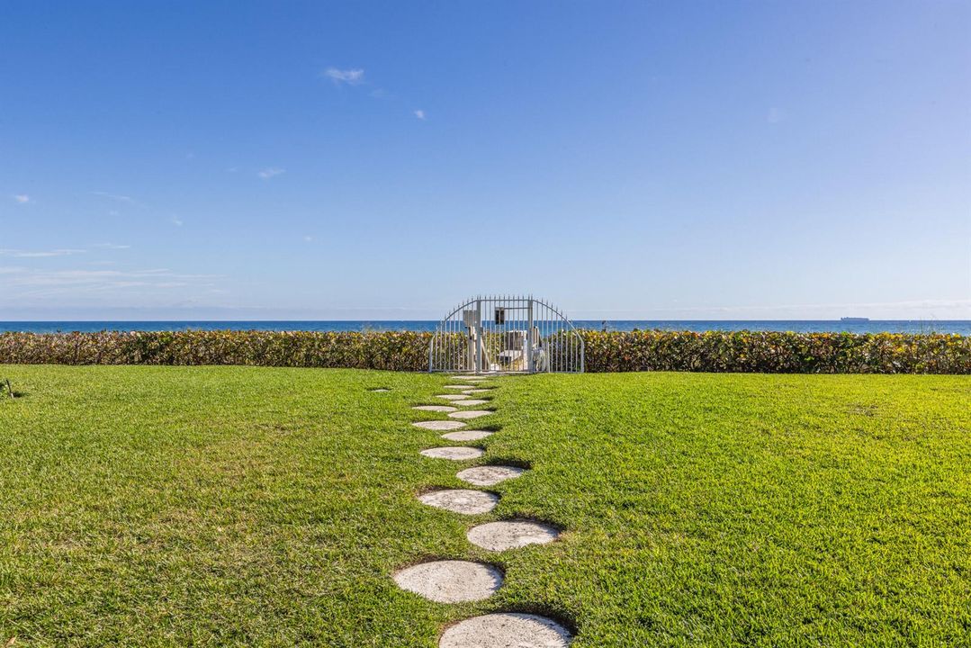 2275 S Ocean Blvd 307A
