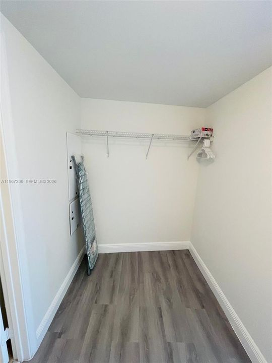 En Venta: $399,000 (1 camas, 1 baños, 821 Pies cuadrados)